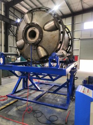 De perfecte spuitgietmachine voor de productie van watertanks