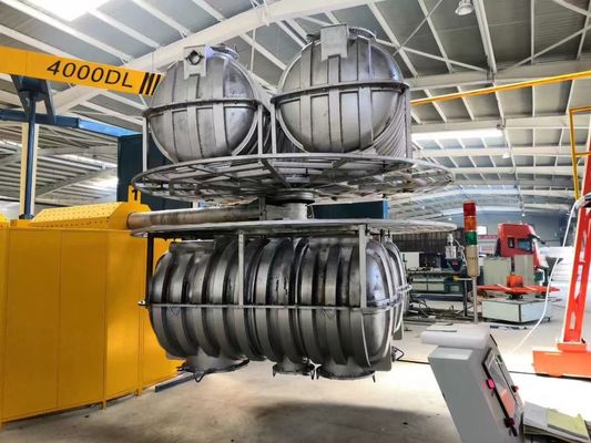 Automatische productie van watertanks Rotatieve gietmachine Multi Station Energiebesparing