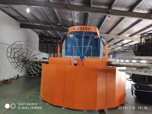 Automatische PLC-gecontroleerde rotomoldmachine voor het maken van watertanks